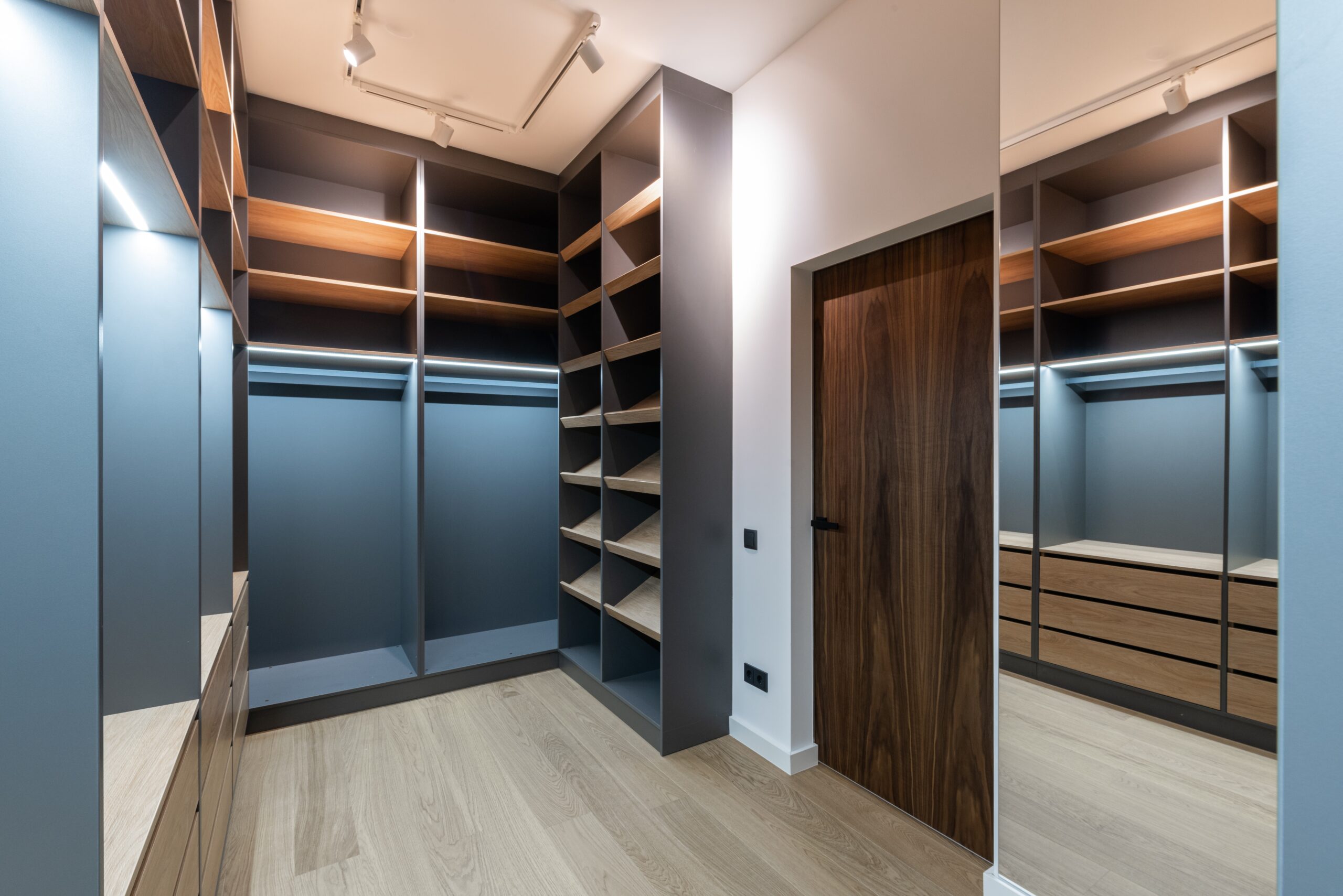 Walk-In-Closet-Contractor-Florida